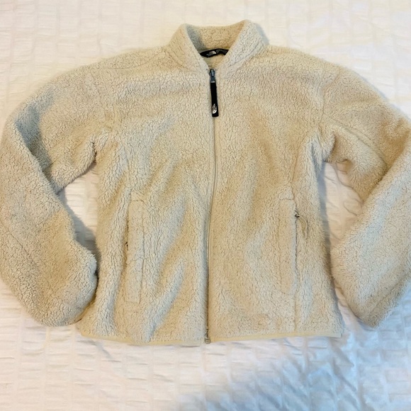 Cream North Face Sherpa Jacket Size Small! - Picture 5 of 9